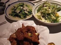 -八府香鸭·啫啫煲(华山路店)