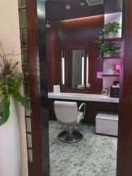 -AKOZO Beauty Salon