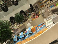 -钟书阁(群光广场店)