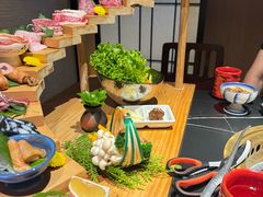 -山川小町·极番烧肉(新地假日广场店)