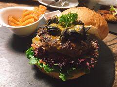 -HIGH FIVE哈福手工汉堡(桂林路店)