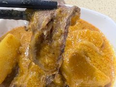 咖喱崩沙腩-潮園·香港牛腩粉麵