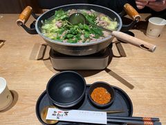 -川堂风·跷脚牛肉·乐山爆炒(宝山日月光店)