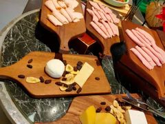 -青岛海尔洲际酒店