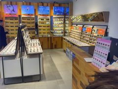 -LOOK眼镜(宝山万达店)