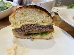 招牌牛肉汉堡-UPPER KITCHEN(延安路店)