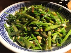 清炒水芹菜-爷爷的土钵菜(街道口店)