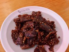 招牌麻辣牛肉-回·龙虾铺·盆盆蟹·烧烤大排档(回龙观店)