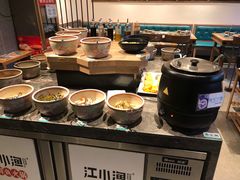 自助调料区-江小渔鲜鱼火锅(辽沈二街店)
