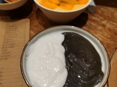 -小团圆糖水铺(襄阳南路店)