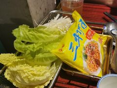 -沙胆彪炭炉牛杂煲(上海日月光广场店)