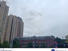 -美罗城停车场(美罗城店)