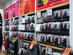 -优衣库(郑州丹尼斯大卫城店)