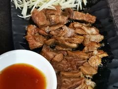 黄金蒜香腱子-胡须张鲁肉饭(美食文化馆店)