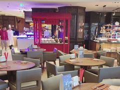 -松咖啡自助餐厅·松北香格里拉