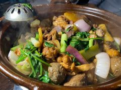 -胡须佬鸡煲四季火锅(海雅缤纷城店)