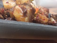 -隔壁老王·家常云南菜(花巷店)