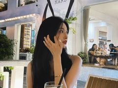 -Mark&Mars Restaurant