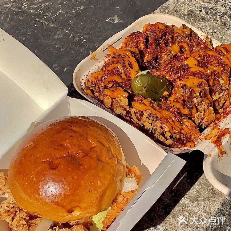 武汉炸鸡汉堡｜起码一半武汉人都吃过这家