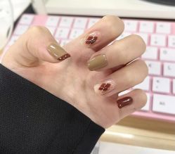 -雅洁美甲美睫