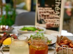 -théATRE茶聚场·餐厅(环球金融中心店)