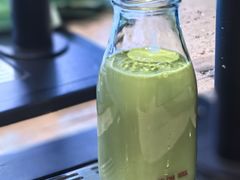 机器打抹茶牛奶-鹤茶野所(上海首店)