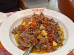 -韵味湘肴·小炒黄牛肉(五一广场美食地标店)