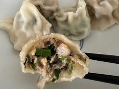 猪肉三鲜水饺-大眼锅贴水饺(河东店)