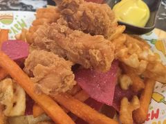 -Famous肥猫墨西哥音乐餐吧(五棵松华熙LIVE店)