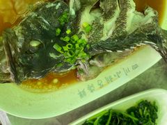 -四川小胡子海鲜(丁村万人海鲜广场店)