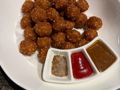 酥炸小丸子-真地道京味府·鲜橙烤鸭·北京菜(朝外大街东大桥店)