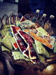 零食-怪咖纹身刺青