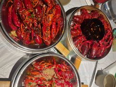 -巴厘龙虾·榜首油焖大虾(音乐学院·沿江酒馆店)