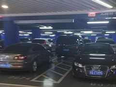 -合生汇购物中心-停车场