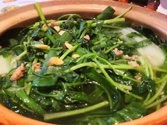排骨春菜煲-陈鹏鹏潮汕菜(欢乐海岸 海边景观店)