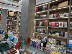 -新华书店(龙头路店)