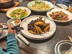 -五谷丰登农家院·地道胶东菜·海鲜烧烤(威海店)