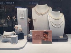 -HEFANG Jewelry何方珠宝(IFS店)