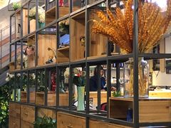 面包甜点陈列柜-遇见小厨·北京烤鸭·江湖菜·川菜(广福桥店)