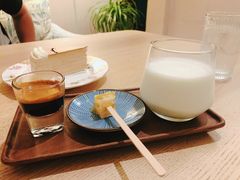 -默迹咖啡馆