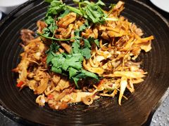 -万重锦·人文川菜馆(骡马市店)