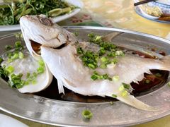 清蒸鲳鱼-乡味海鲜农家菜·巽寮土窑鸡(地道美食店)