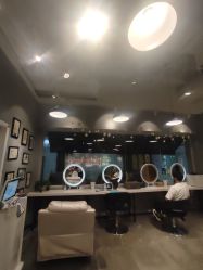 -时尚殿堂明星门店