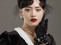 -贺加贝化妆美甲培训学校