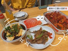 -聚汇三少·龙虾·中餐厅(莫邪路新天地店)