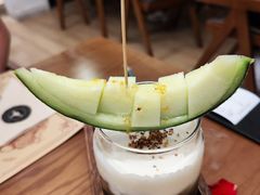 -Mark&Mars Restaurant