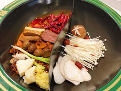 -有拈头成都市井火锅(老门东店)