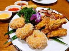 明泰谷拼盘-明泰谷泰国餐厅(正大广场店)