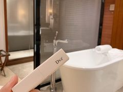 -三亚湾海居铂尔曼度假酒店