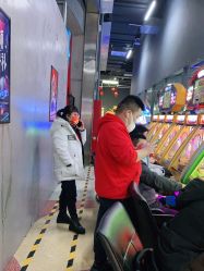 -嗨翻Hi-Fun竞技主题乐园·蹦床团建生日聚会(五棵松华熙店)